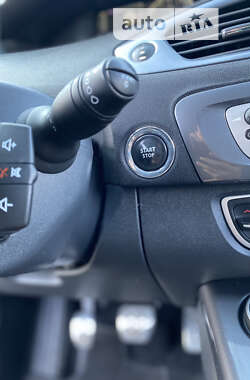 Минивэн Renault Scenic XMOD 2013 в 