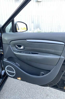 Минивэн Renault Scenic XMOD 2013 в 