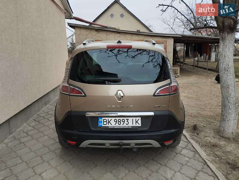 Мінівен Renault Scenic XMOD 2013 в Млиніві