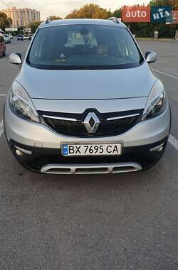 Мінівен Renault Scenic XMOD 2013 в 