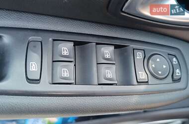 Минивэн Renault Scenic XMOD 2013 в 
