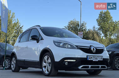 Минивэн Renault Scenic XMOD 2013 в 