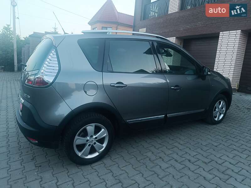 Минивэн Renault Scenic XMOD 2014 в Луцке фото 8 Минивэн Renault Scenic XMOD 2014 в Луцке