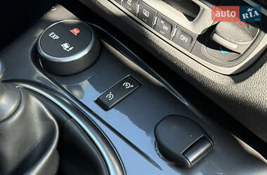 Мінівен Renault Scenic XMOD 2014 в 