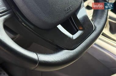 Мінівен Renault Scenic XMOD 2014 в 