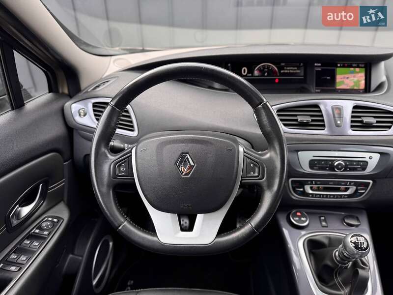 Мінівен Renault Scenic XMOD 2015 в Луцьку