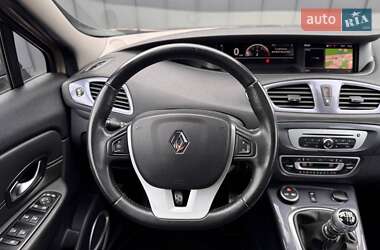 Минивэн Renault Scenic XMOD 2015 в 