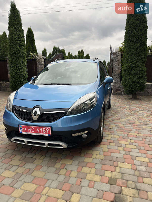 Минивэн Renault Scenic XMOD 2013 в 