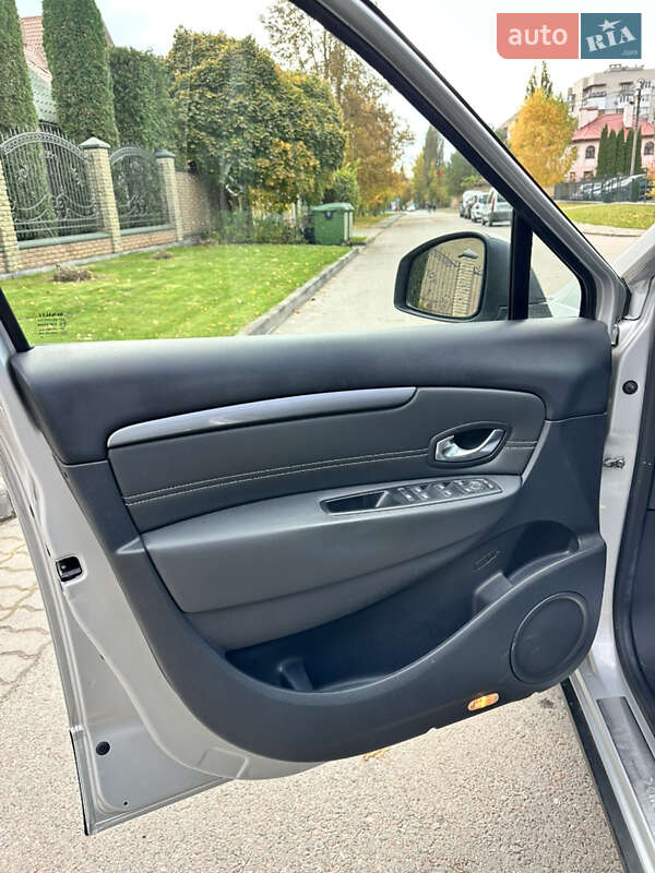 Мінівен Renault Scenic XMOD 2013 в Луцьку