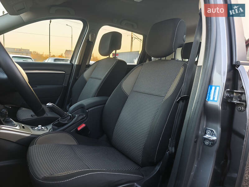 Минивэн Renault Scenic XMOD 2013 в Луцке фото 21 Минивэн Renault Scenic XMOD 2013 в Луцке