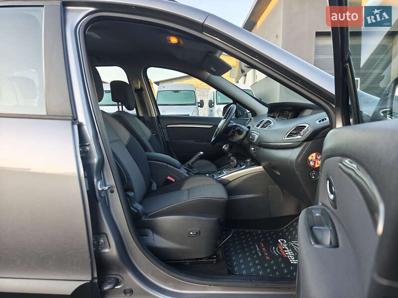 Минивэн Renault Scenic XMOD 2013 в Луцке фото 51 Минивэн Renault Scenic XMOD 2013 в Луцке