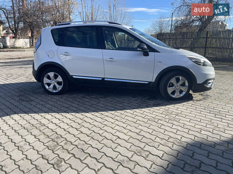 Минивэн Renault Scenic XMOD 2013 в Калуше