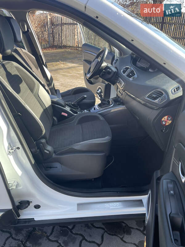 Минивэн Renault Scenic XMOD 2013 в Калуше