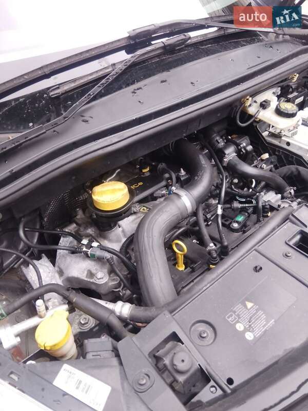 Минивэн Renault Scenic XMOD 2014 в Старой Выжевке