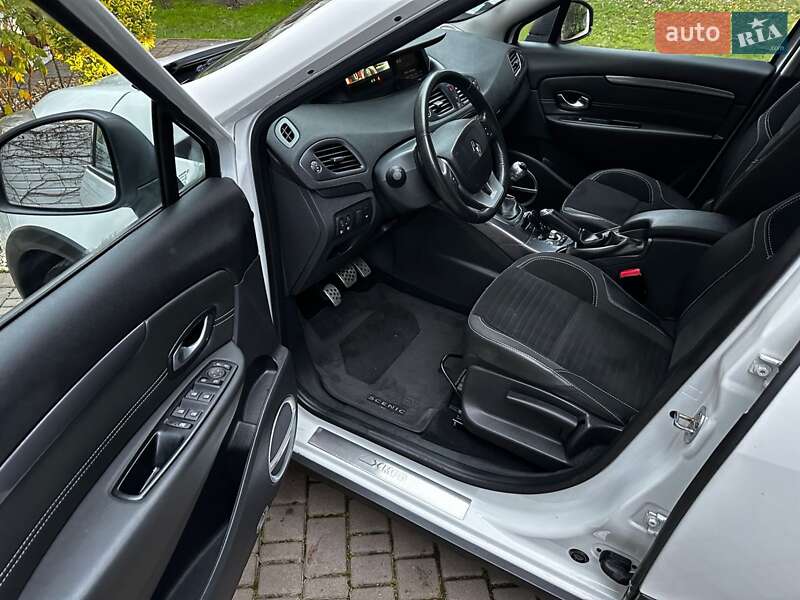 Мінівен Renault Scenic XMOD 2015 в Львові
