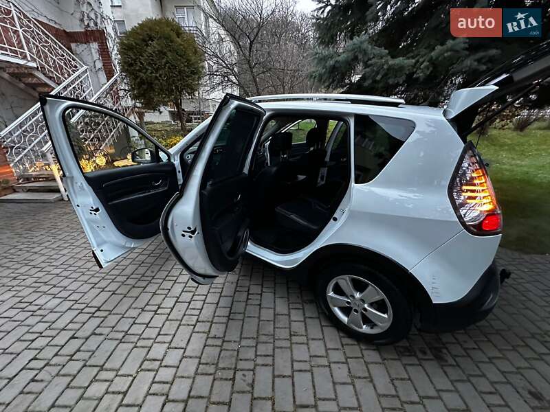 Мінівен Renault Scenic XMOD 2015 в Львові