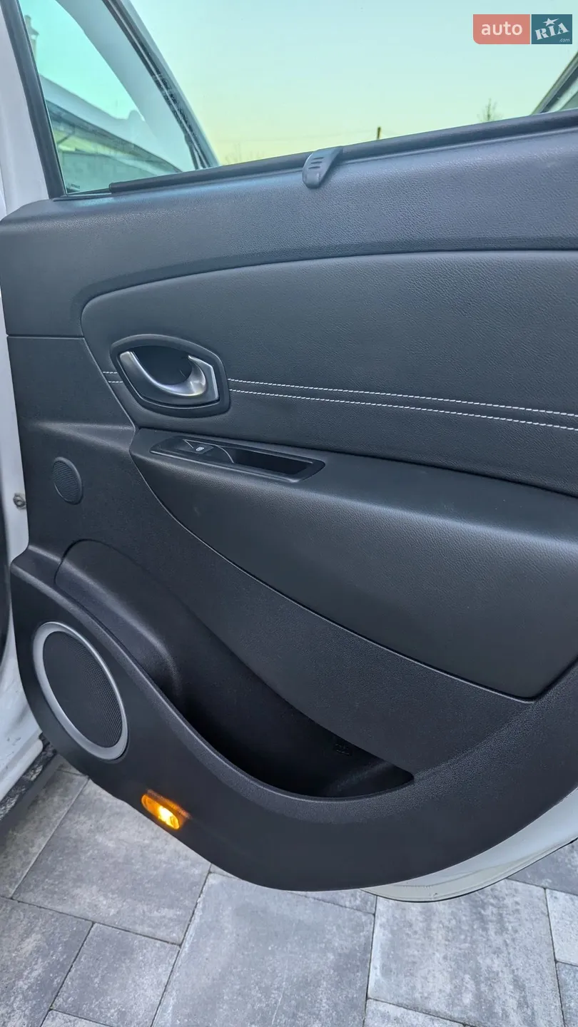 2013 Renault Scenic - мініатюра 26