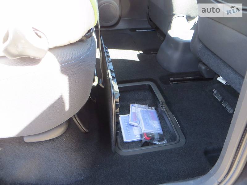 Минивэн Renault Scenic 2009 в Киеве фото 10 Минивэн Renault Scenic 2009 в Киеве