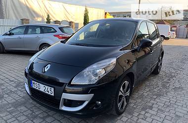 Грузопассажирский фургон Renault Scenic 2011 в Радивилове