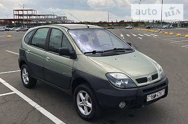 Внедорожник / Кроссовер Renault Scenic 2003 в Киеве