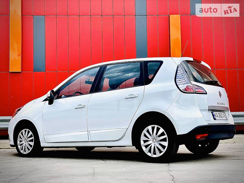 Хетчбек Renault Scenic 2014 в Києві