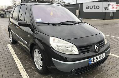 Хетчбек Renault Scenic 2004 в 