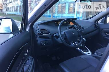 Мінівен Renault Scenic 2016 в 