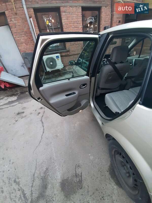 Минивэн Renault Scenic 2006 в Житомире