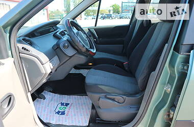 Минивэн Renault Scenic 2006 в 