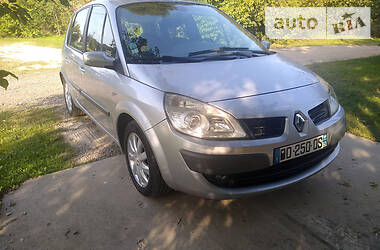 Хэтчбек Renault Scenic 2007 в Ровно