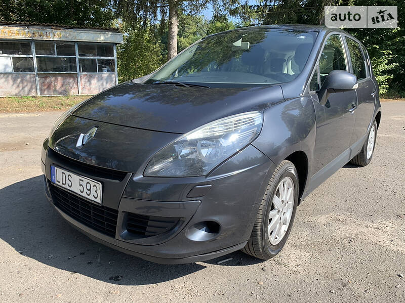 Минивэн Renault Scenic 2010 в Радивилове