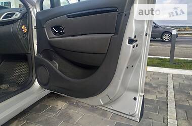 Минивэн Renault Scenic 2013 в Киеве