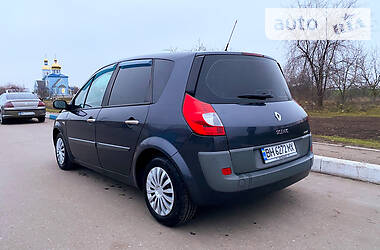 Минивэн Renault Scenic 2007 в Южном