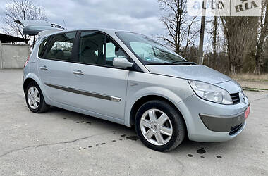 Минивэн Renault Scenic 2004 в Новой Ушице