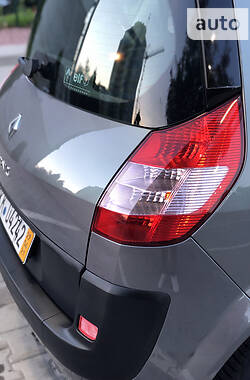 Хэтчбек Renault Scenic 2006 в Житомире