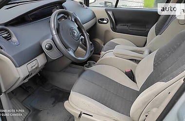 Мінівен Renault Scenic 2004 в Нововолинську