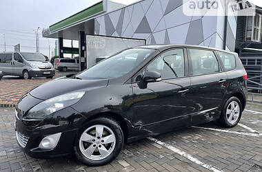 Минивэн Renault Scenic 2009 в Черновцах