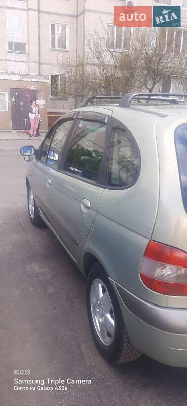 Мінівен Renault Scenic 2004 в Києві