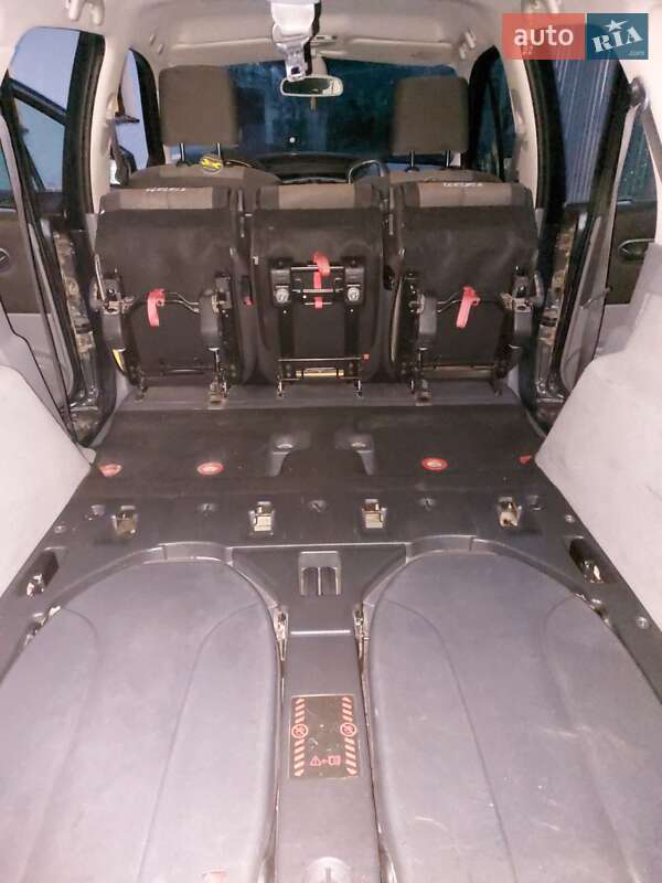 Мінівен Renault Scenic 2006 в Хмельницькому