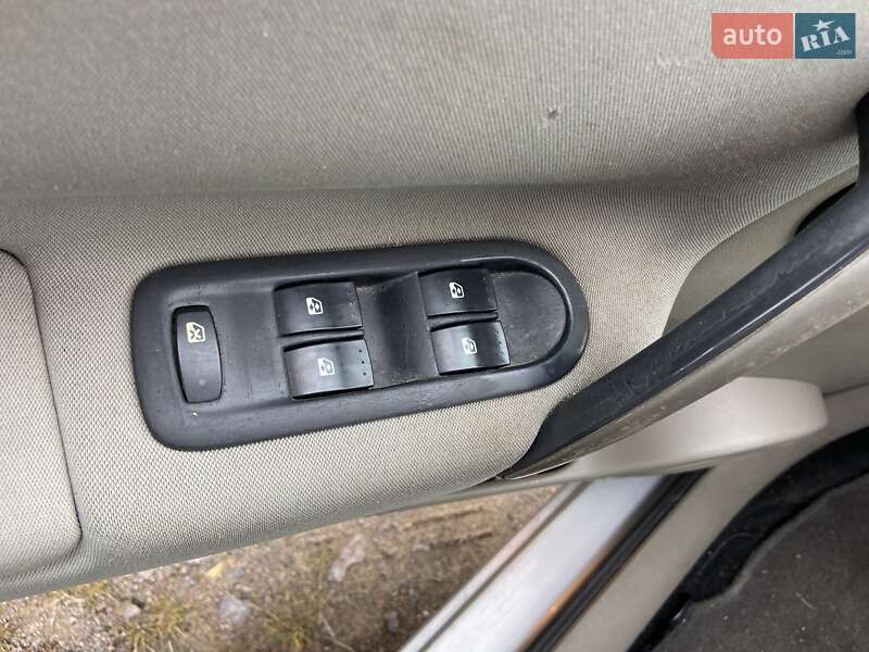 Минивэн Renault Scenic 2006 в Львове фото 14 Минивэн Renault Scenic 2006 в Львове