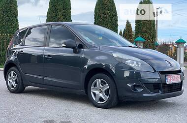 Мінівен Renault Scenic 2010 в Дубні