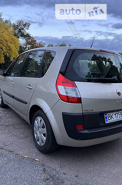 Мінівен Renault Scenic 2006 в Кропивницькому