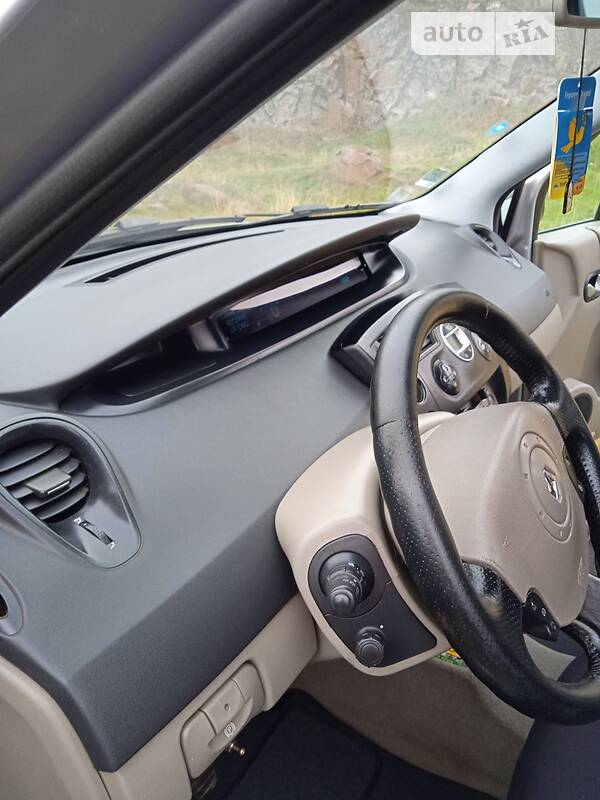 Минивэн Renault Scenic 2004 в Белой Церкви