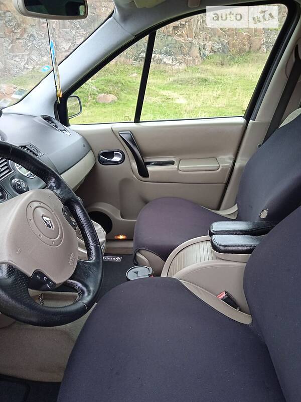 Минивэн Renault Scenic 2004 в Белой Церкви