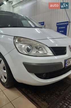 Минивэн Renault Scenic 2007 в Лохвице