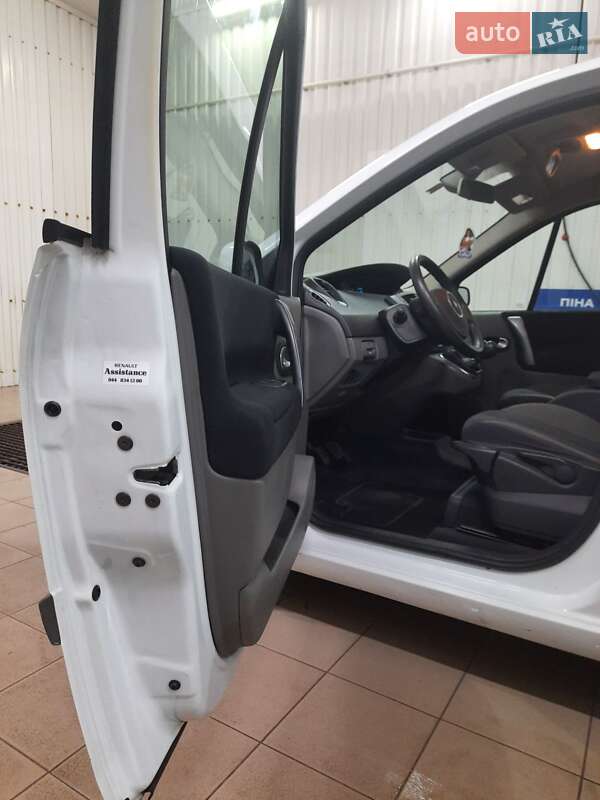 Минивэн Renault Scenic 2007 в Лохвице