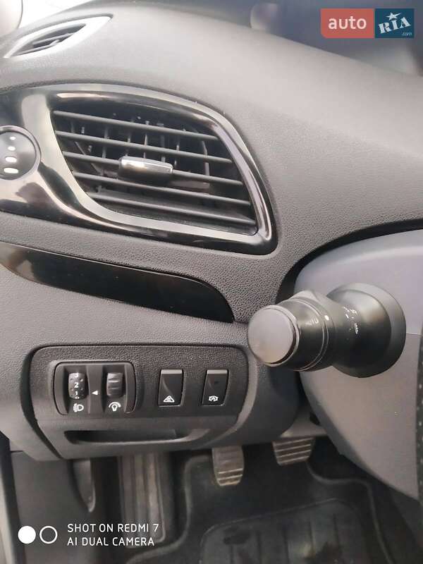 Минивэн Renault Scenic 2012 в Ковеле