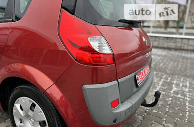 Минивэн Renault Scenic 2006 в 