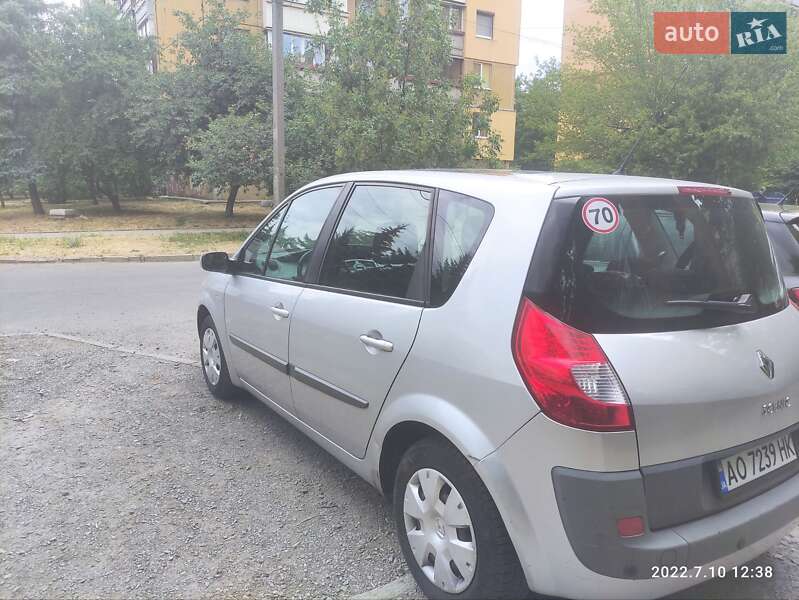 Минивэн Renault Scenic 2007 в Ужгороде
