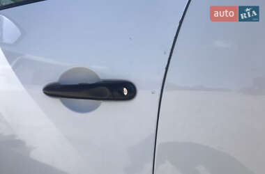 Минивэн Renault Scenic 2011 в 